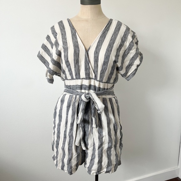 American Eagle | AE Striped One Piece Beach Romper - Picture 2 of 9